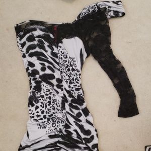 Off shoulder zebra club dress